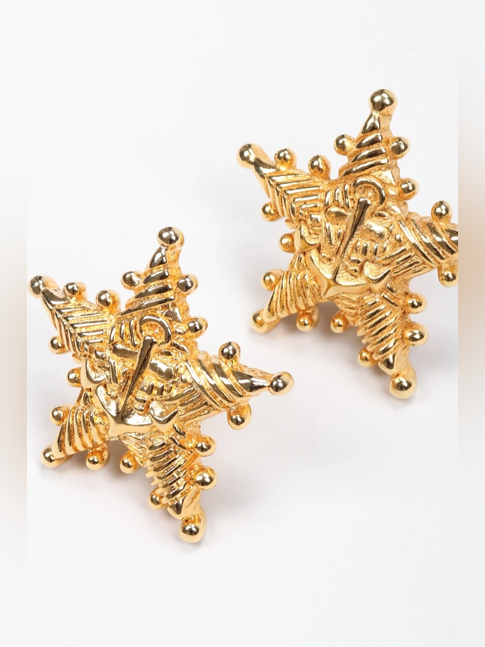 1990s Vintage Escada Goldtone Starburst Anchor Clip on Earrings